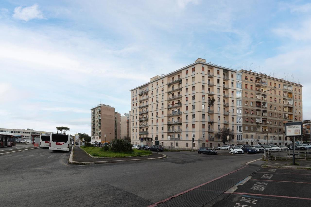 Sunny Apartment Piramide Rom Exterior foto